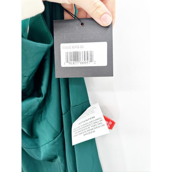 Mac Duggal 55632 Empress Green Satin One Shoulder Puff Sleeve Trumpet Gown 20 - Picture 5 of 7